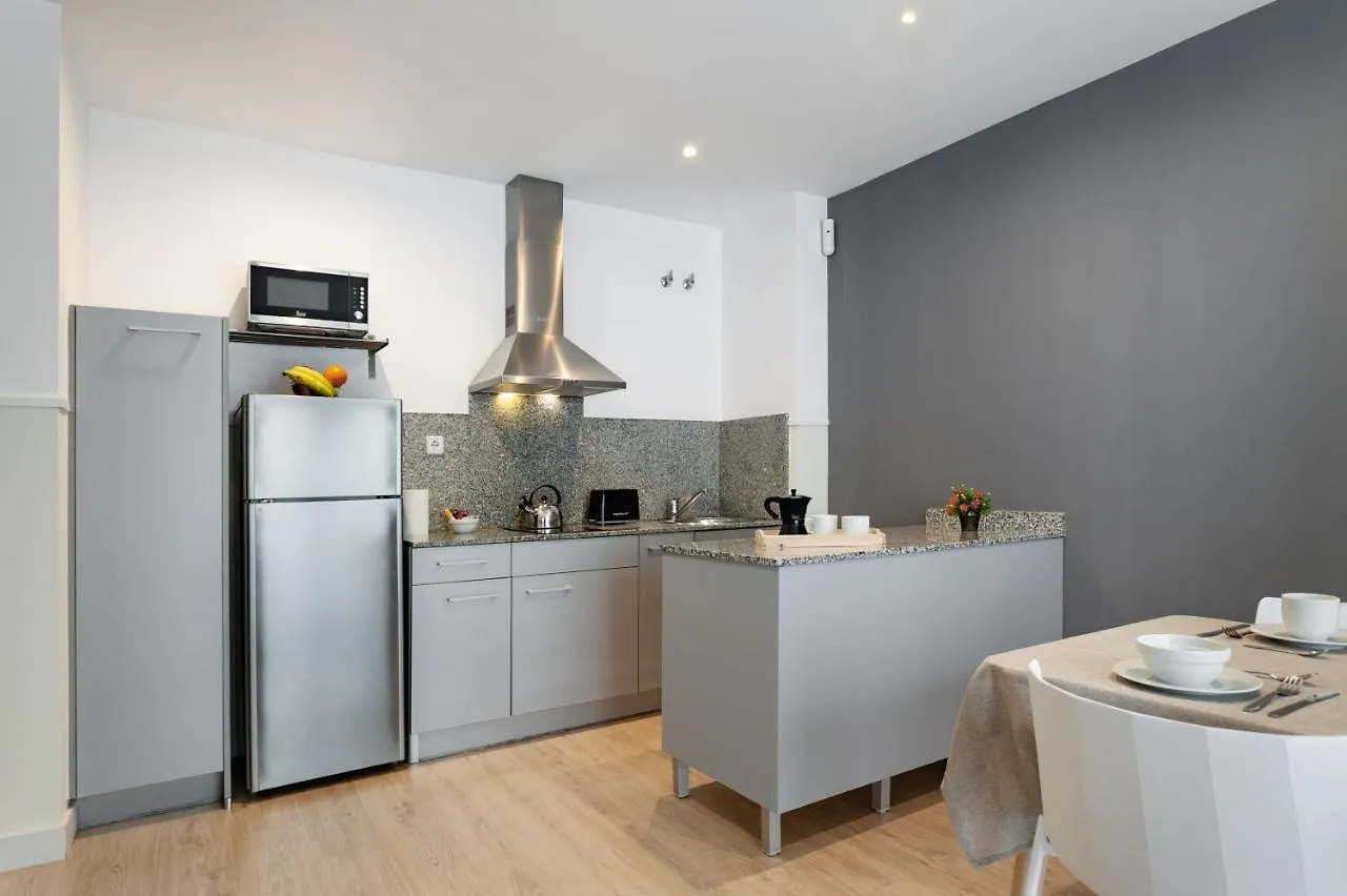 Apartments Sata Olimpic Village Area Barcelona 0*,  Spanien